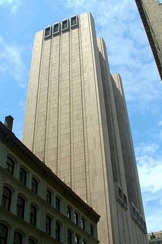 дата-центр Data Tower в форме небоскреба