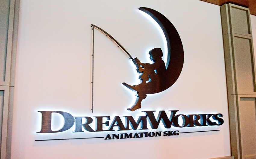 Воркс пикчерс. Студия Дримворкс. Студия Dreamworks animation SKG. Dreamworks офис. Dreamworks логотип.