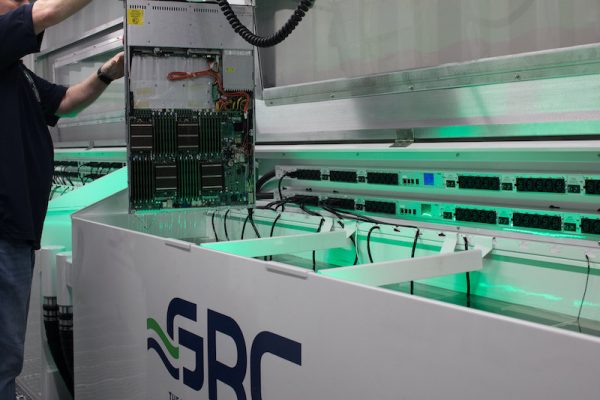 Total Data Center Solutions поможет продвигать системы иммерсионного охлаждения серверов GRC в Европе