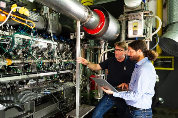 В Rolls-Royce успешно испытали чистоводородный генератор мощностью 1 МВт