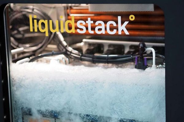LiquidStack получает инвестиции от Trane на усовершенствование системы иммерсионного охлаждения серверов