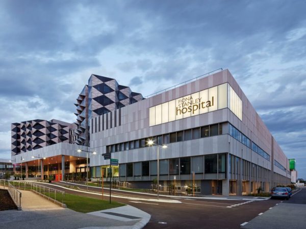 Крупнейшая больница Западной Австралии пострадала от серьезного сбоя ЦОД