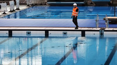 Олимпийский водный центр в Сен-ДениОлимпийский водный центр в Сен-Дени