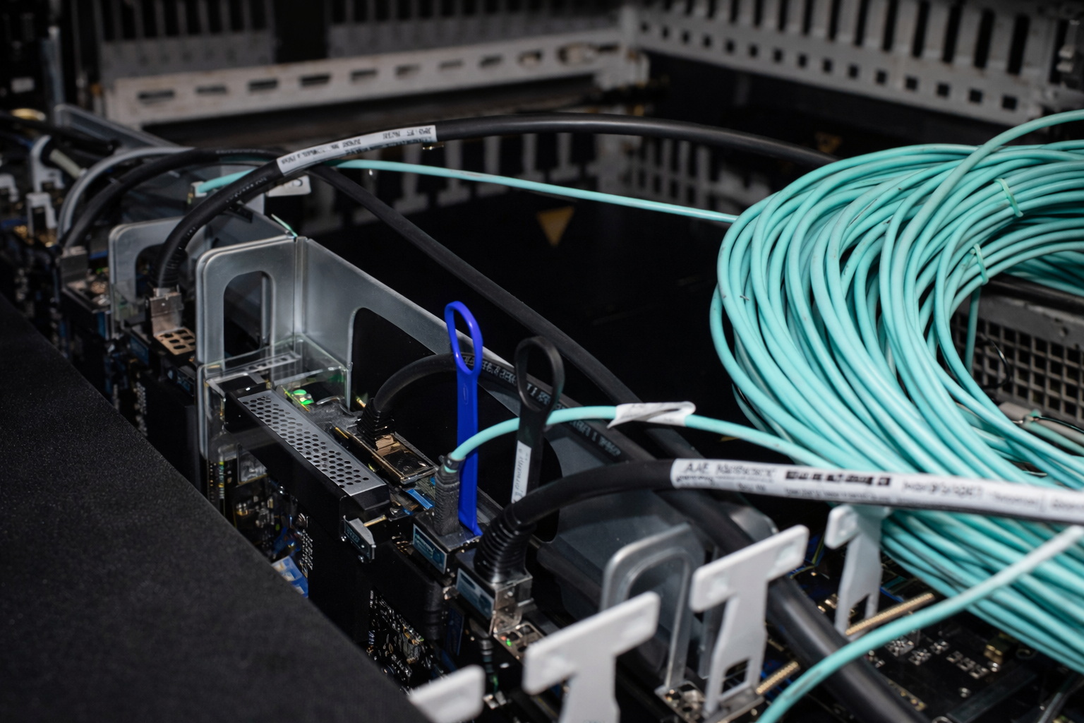 суперкомпьютер в Nibi Канаде