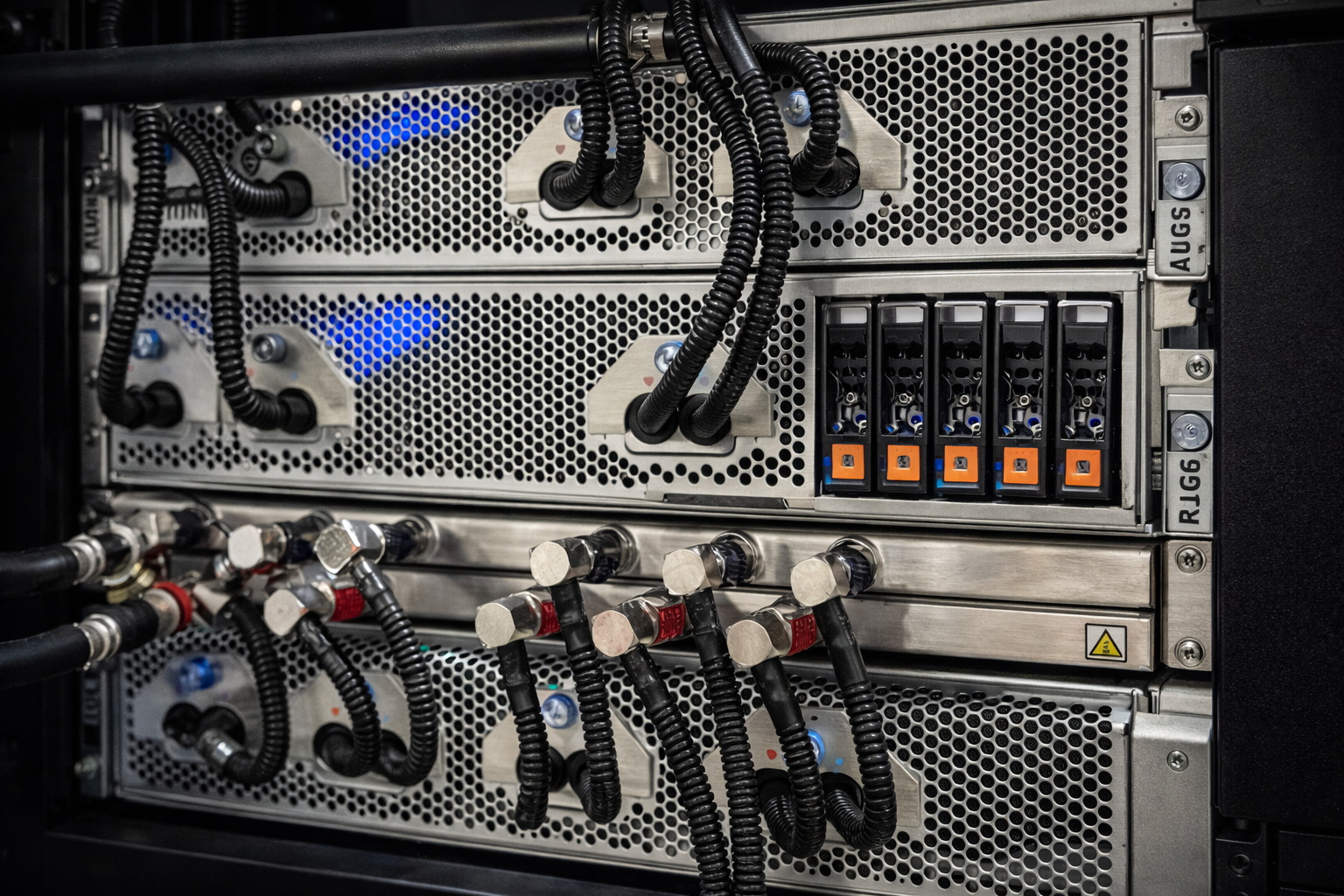 суперкомпьютер в Nibi Канаде